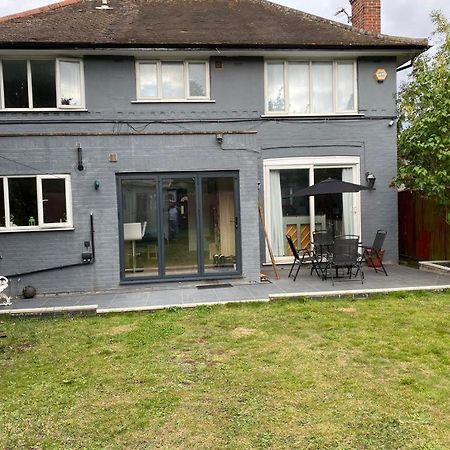 نيو مالدن Large Family Home Near Richmond Park المظهر الخارجي الصورة
